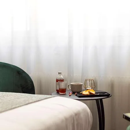 H Tel Edmond W Hotel Lyon